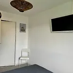 Renove Au Calme, 1 Chambre, Balcon, Proche Lägenhet *