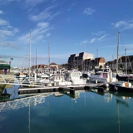 Renove Au Calme, 1 Chambre, Balcon, Proche Apartment