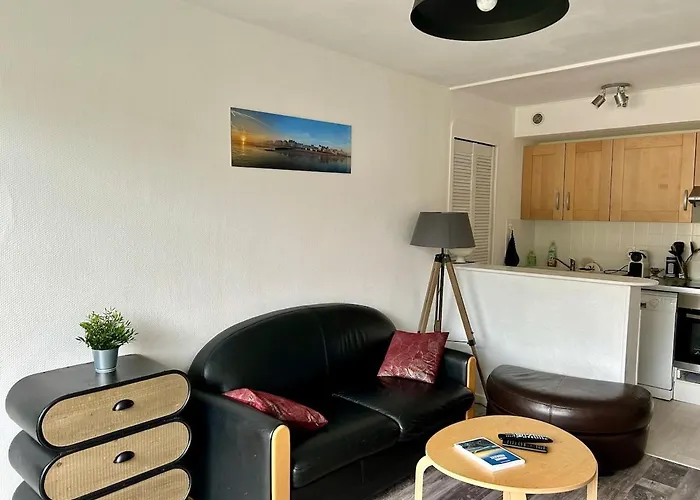 Appartamento Renové Au Calme, 1 Chambre, Balcon, Proche