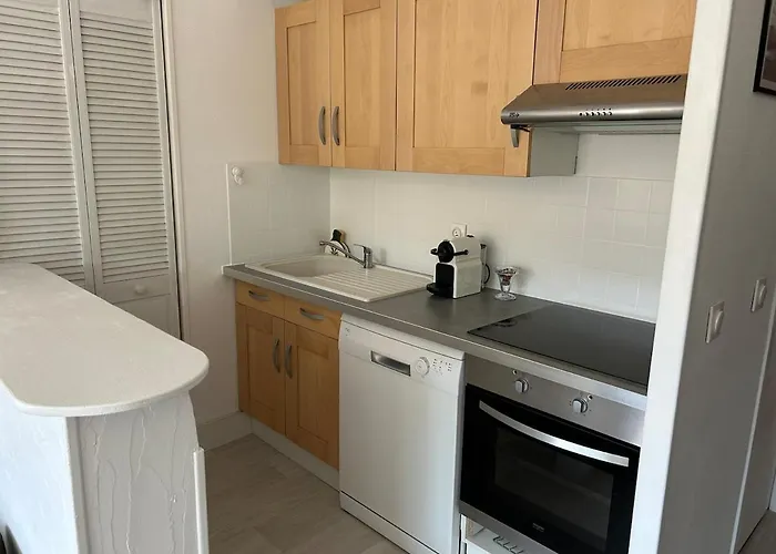 Appartamento Renové Au Calme, 1 Chambre, Balcon, Proche