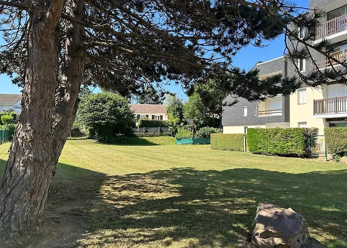 Renové Au Calme, 1 Chambre, Balcon, Proche