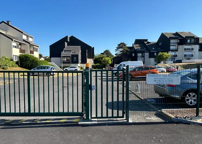 Apartment Renove Au Calme, 1 Chambre, Balcon, Proche